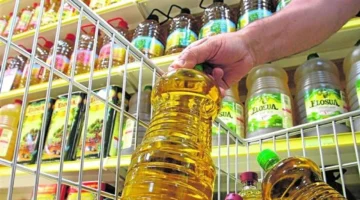 انخفاض أسعار الزيت في الأسواق يعيد التوازن لسوق السلع الغذائية 1